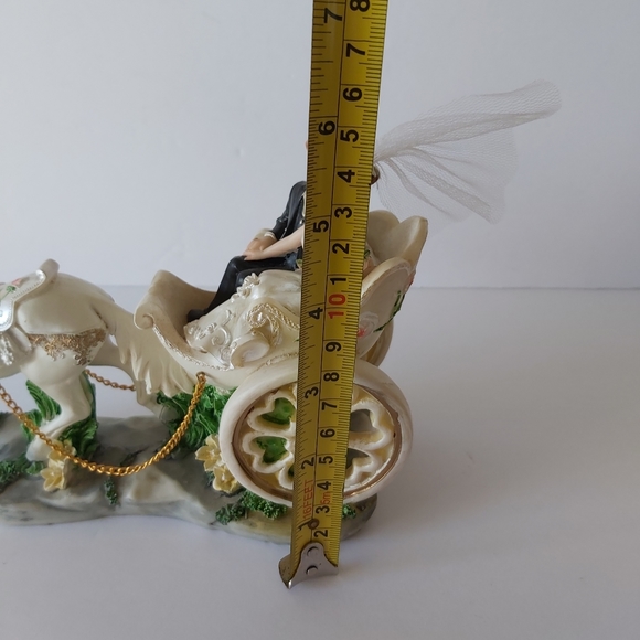 Wedding couples in the hors - Picture 10 of 10